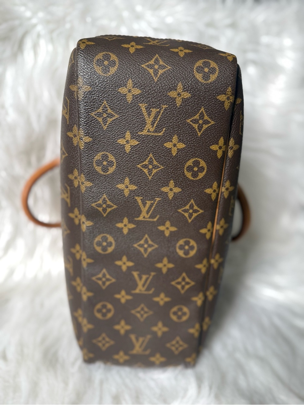 Vintage Louis Vuitton Deauville Monogram Canvas Honey Patina Clean Interior - Picture 7 of 16